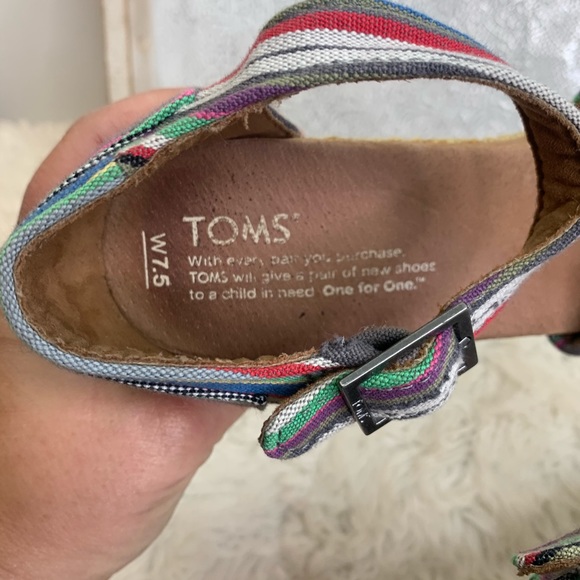 TOMS Striped Canvas Wedge Sandals Size 7.5 - Picture 7 of 9